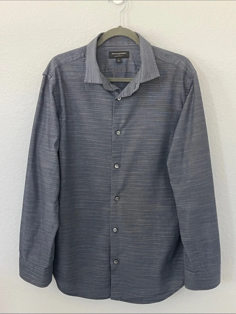 Banana Republic Men’s L Tailored Slim Fit Blue Gray Textured Button Down Shirt